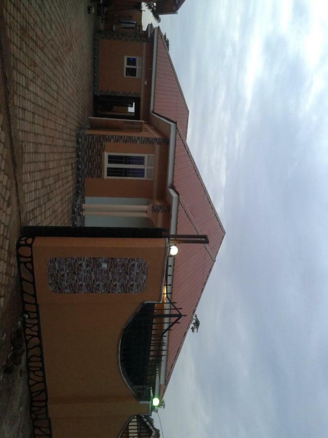 Freedom Guest House Wakiso Exterior photo